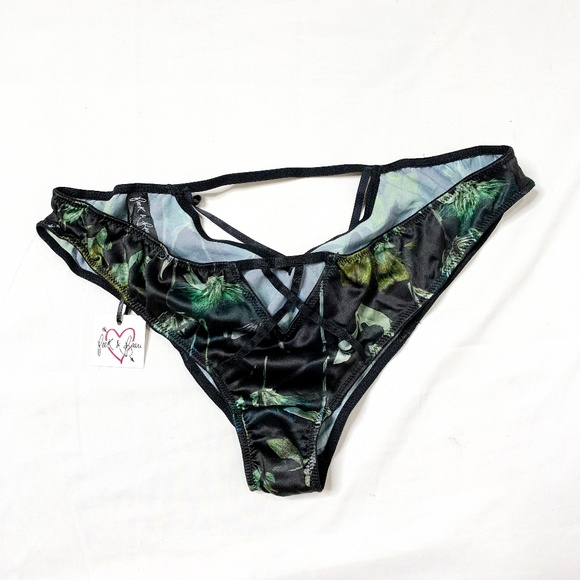 Peek & Beau Other - PEEK & BEAU Dark Mixed Floral String Bottom